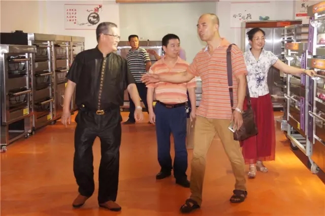 燃?xì)饪緺t,旋轉(zhuǎn)爐,熱風(fēng)循環(huán)爐,冷凍醒發(fā)箱,起酥機(jī),組合爐-賽思達(dá)-世界級(jí)烘焙設(shè)備品牌 燃?xì)饪緺t,旋轉(zhuǎn)爐,熱風(fēng)循環(huán)爐,冷凍醒發(fā)箱,起酥機(jī),組合爐-賽思達(dá)-世界級(jí)烘焙設(shè)備品牌