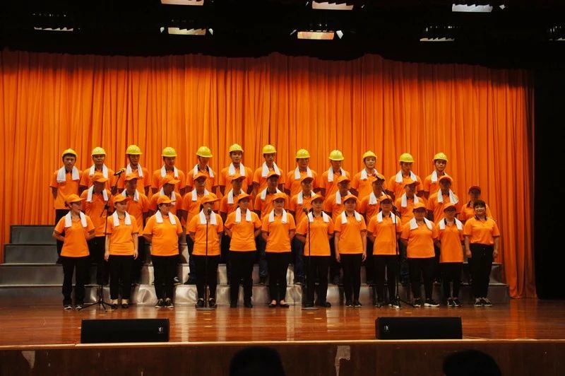 賽思達(dá)參加鐘落潭鎮(zhèn)&ldquo;奮進(jìn)新時(shí)代 頌歌獻(xiàn)給黨&rdquo;合唱比賽