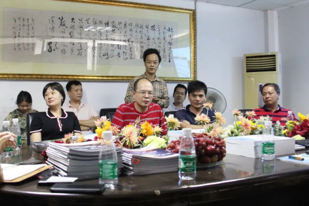 【賽思達(dá)烤箱】董事長參加《打造行業(yè)“1+1>2”聚合效應(yīng)》會(huì)議 【賽思達(dá)烤箱】董事長參加《打造行業(yè)“1+1>2”聚合效應(yīng)》會(huì)議