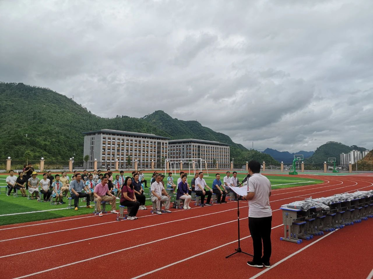 省酒協(xié)會長、賽思達董事長唐樹松先生赴貴州考察對接東西部扶貧協(xié)作工作